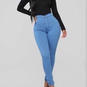 FashionNova High-Waisted Jeans
